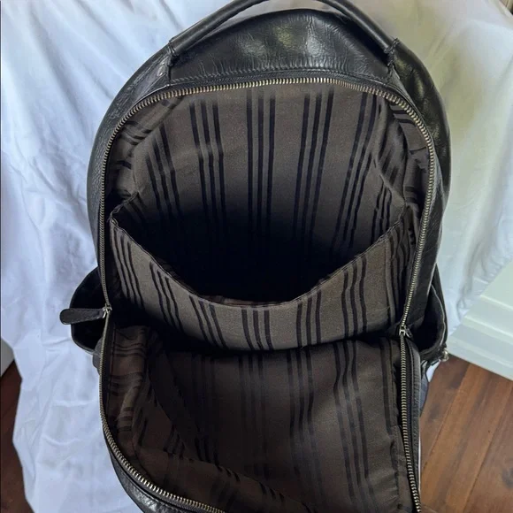 Frye Logan Black Leather Backpack - Picture 13 of 13